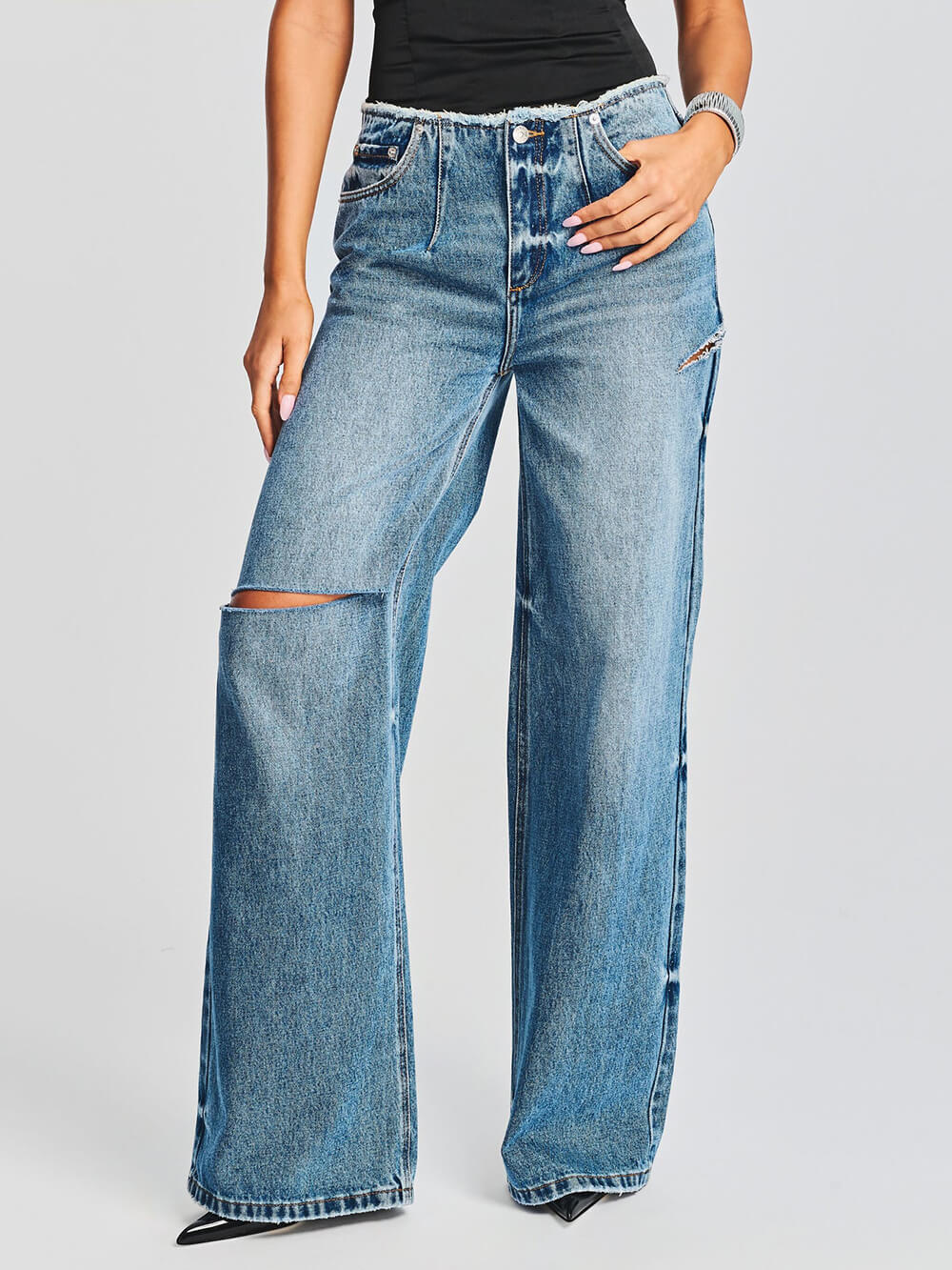 Classic Fringed Ripped Wide-Leg Jeans