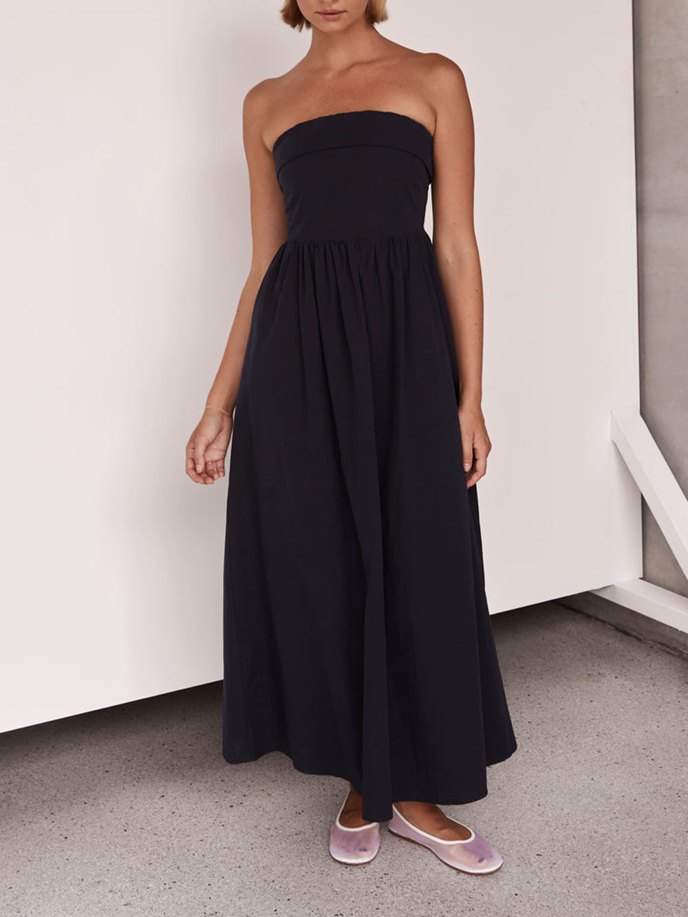 Resort Style Tulare Strapless Midi Dress